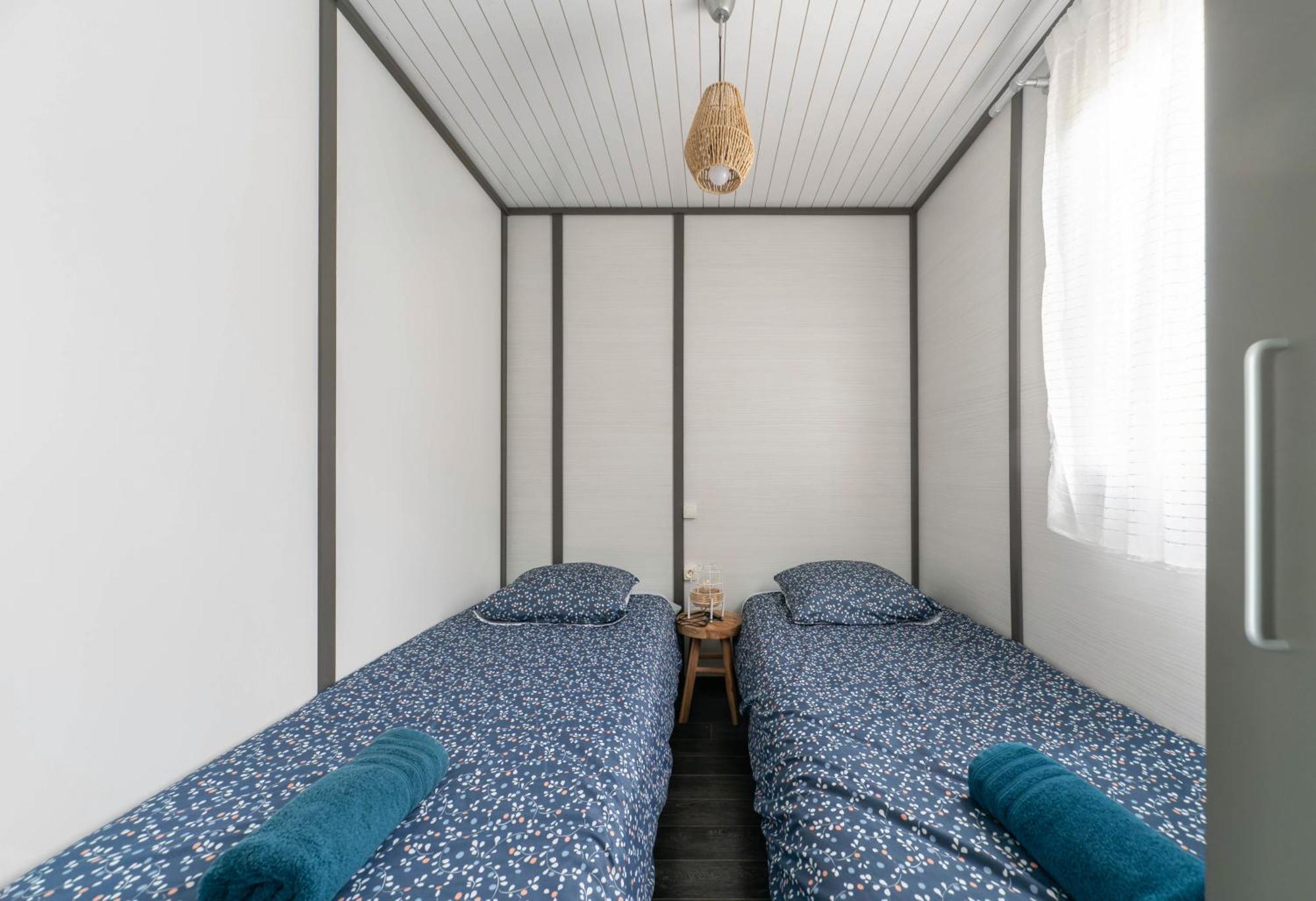 Camping Le Mont Libre - Cottage & Espace Nature - Gannat Exterior photo